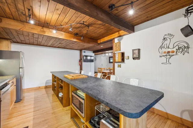 $625,000 | 46 Crestwood Drive, Conway, NH 03845