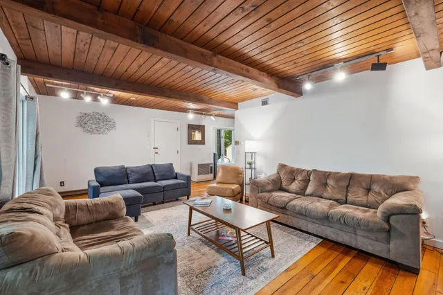 $625,000 | 46 Crestwood Drive, Conway, NH 03845