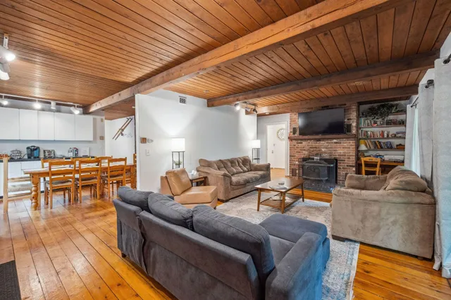 $625,000 | 46 Crestwood Drive, Conway, NH 03845