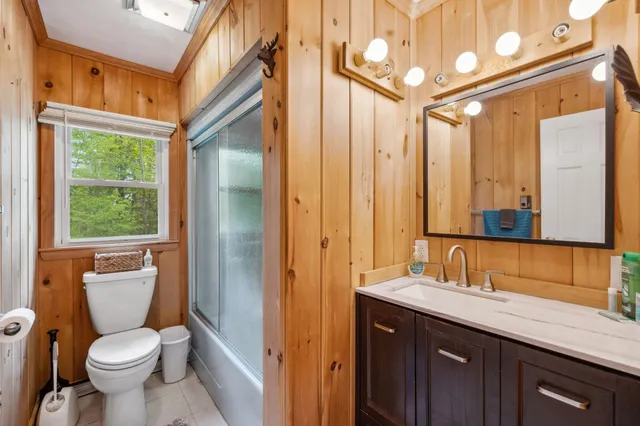 $625,000 | 46 Crestwood Drive, Conway, NH 03845