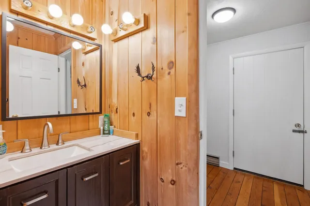 $625,000 | 46 Crestwood Drive, Conway, NH 03845