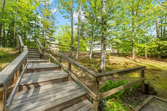 $625,000 | 46 Crestwood Drive, Conway, NH 03845