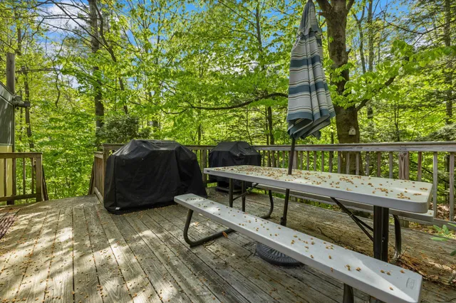 $625,000 | 46 Crestwood Drive, Conway, NH 03845