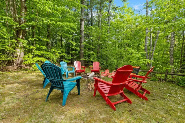 $625,000 | 46 Crestwood Drive, Conway, NH 03845