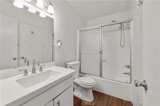 $3,295 | 415 South Prospect Avenue, Unit 204, Redondo Beach, CA 90277