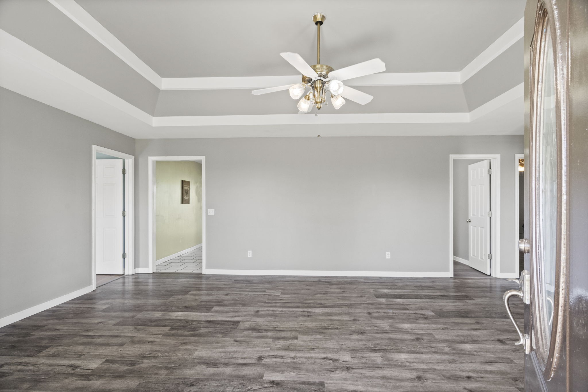 5958 Fred Perry Road Springfield, TN 37172 - Photo 6 of 32 a view of an empty room and wooden floor