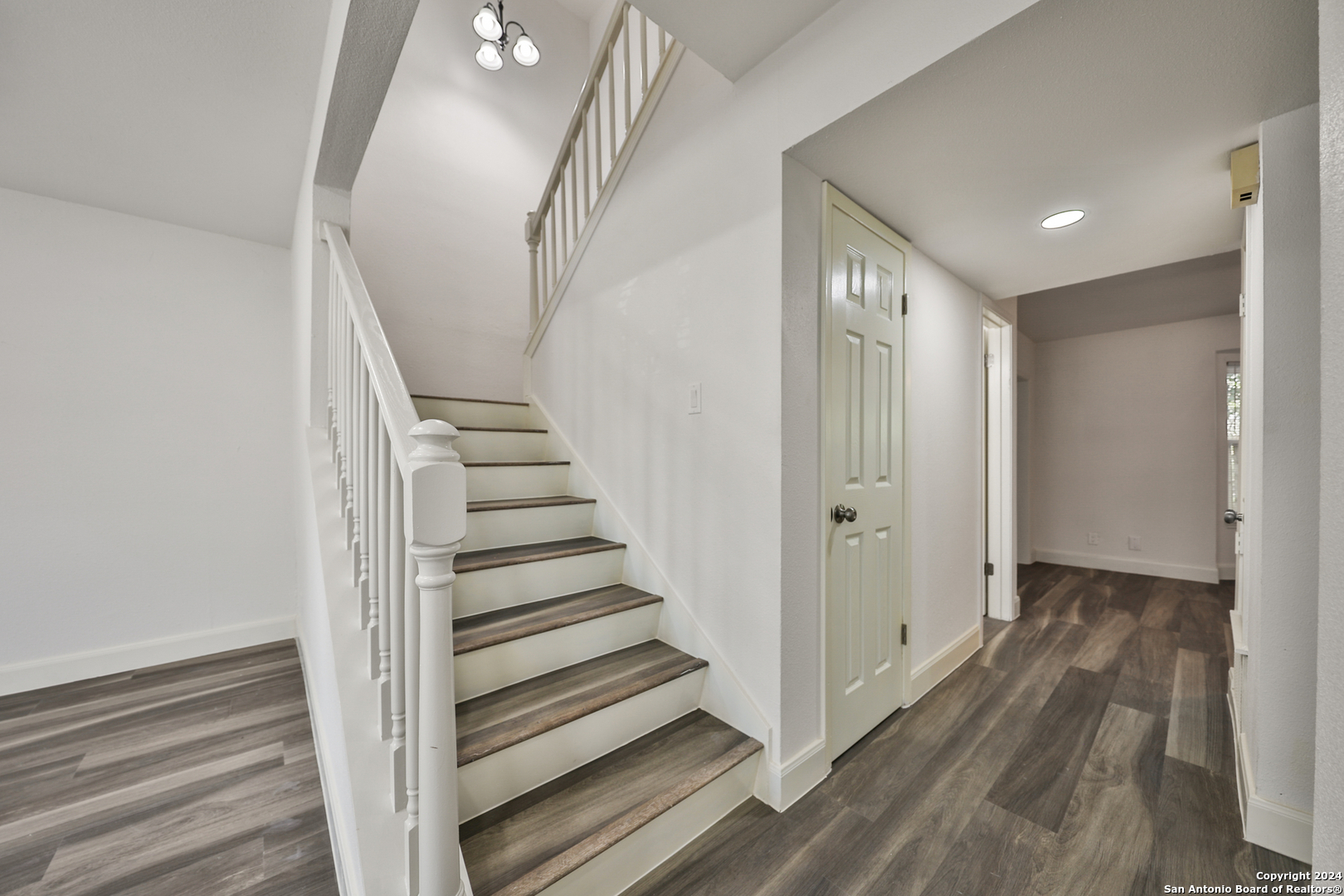 5333 Callaghan Road San Antonio, TX 78228 - Photo 10 of 39 Gallery Image 10