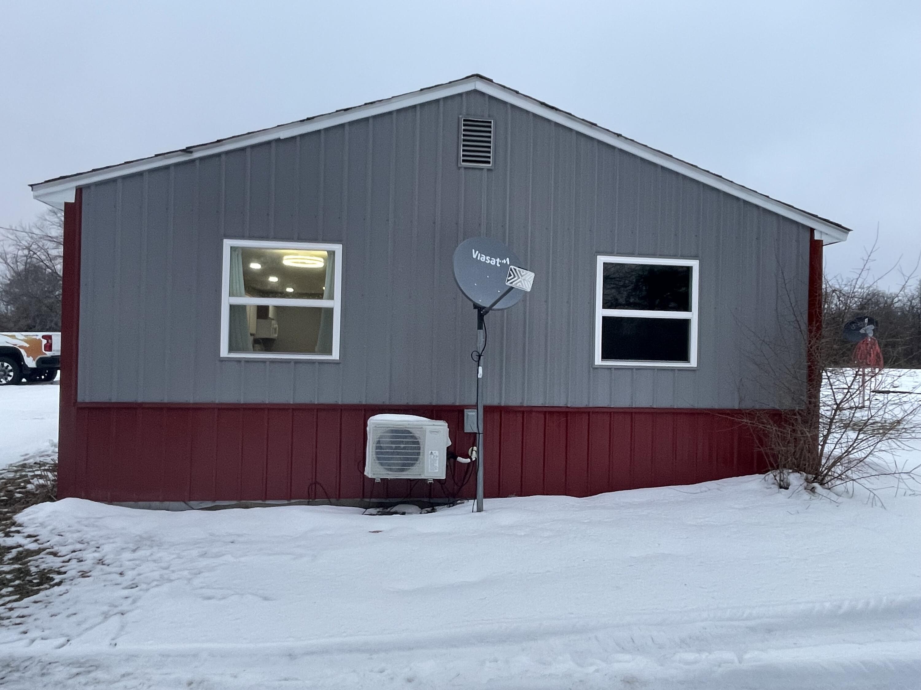 5942 North Woodbridge Road White Cloud, MI 49349 - Photo 4 of 17 IMG_5970