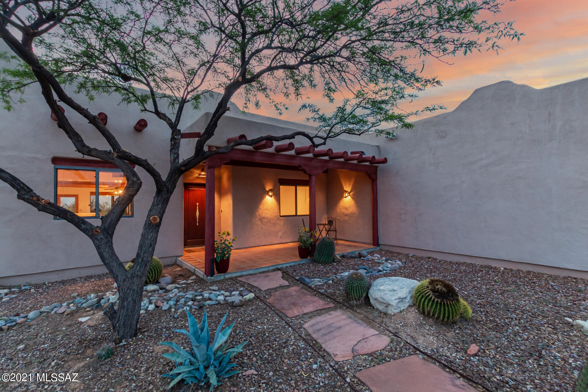 1040 North Wentworth Road Vail, AZ 85641 - Photo 2 of 33