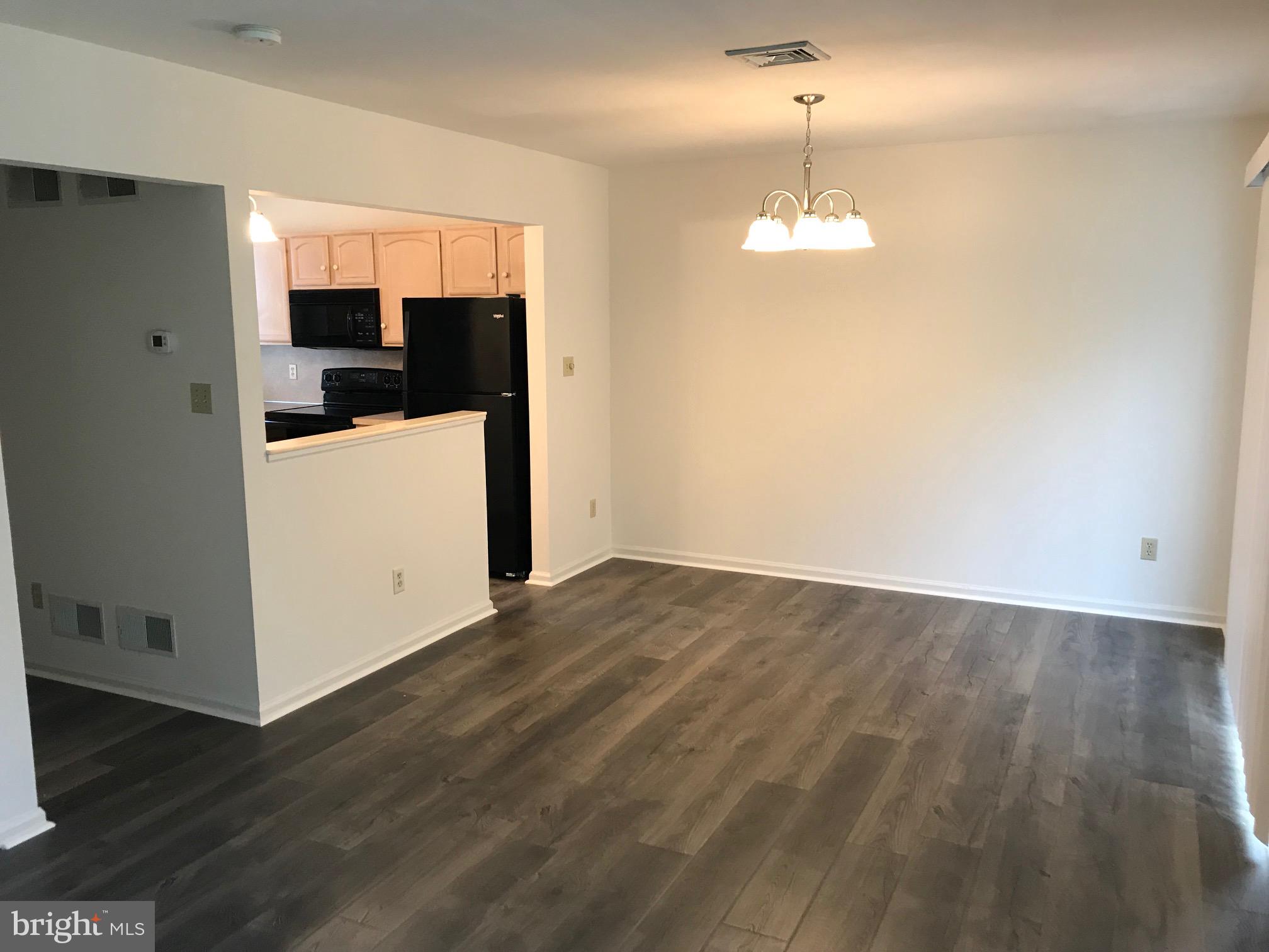 638 Front Street Lititz, PA 17543 - Photo 10 of 16