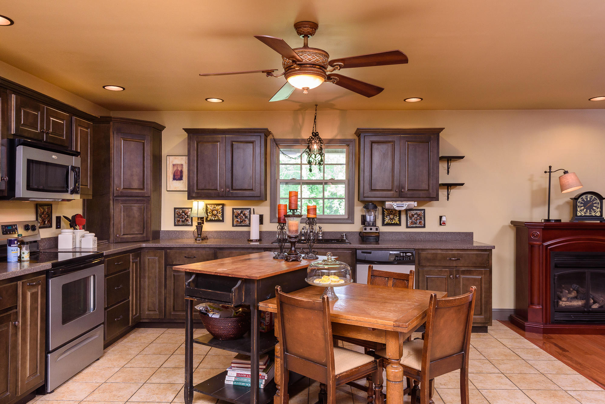 3907 Keith Valley Road Cohutta, GA 30710 - Photo 11 of 41 Kitchen