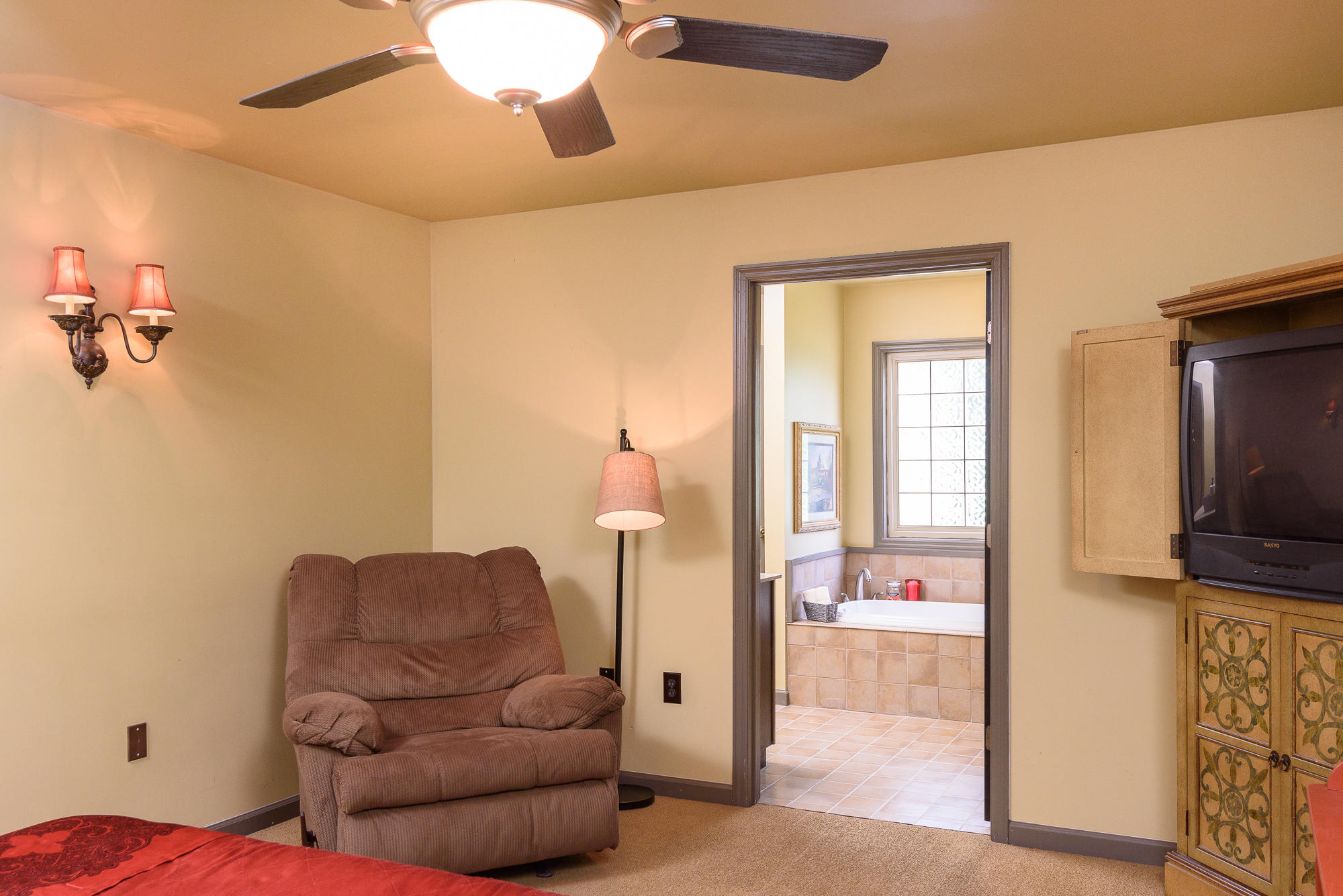 3907 Keith Valley Road Cohutta, GA 30710 - Photo 20 of 41 Master Bedroom