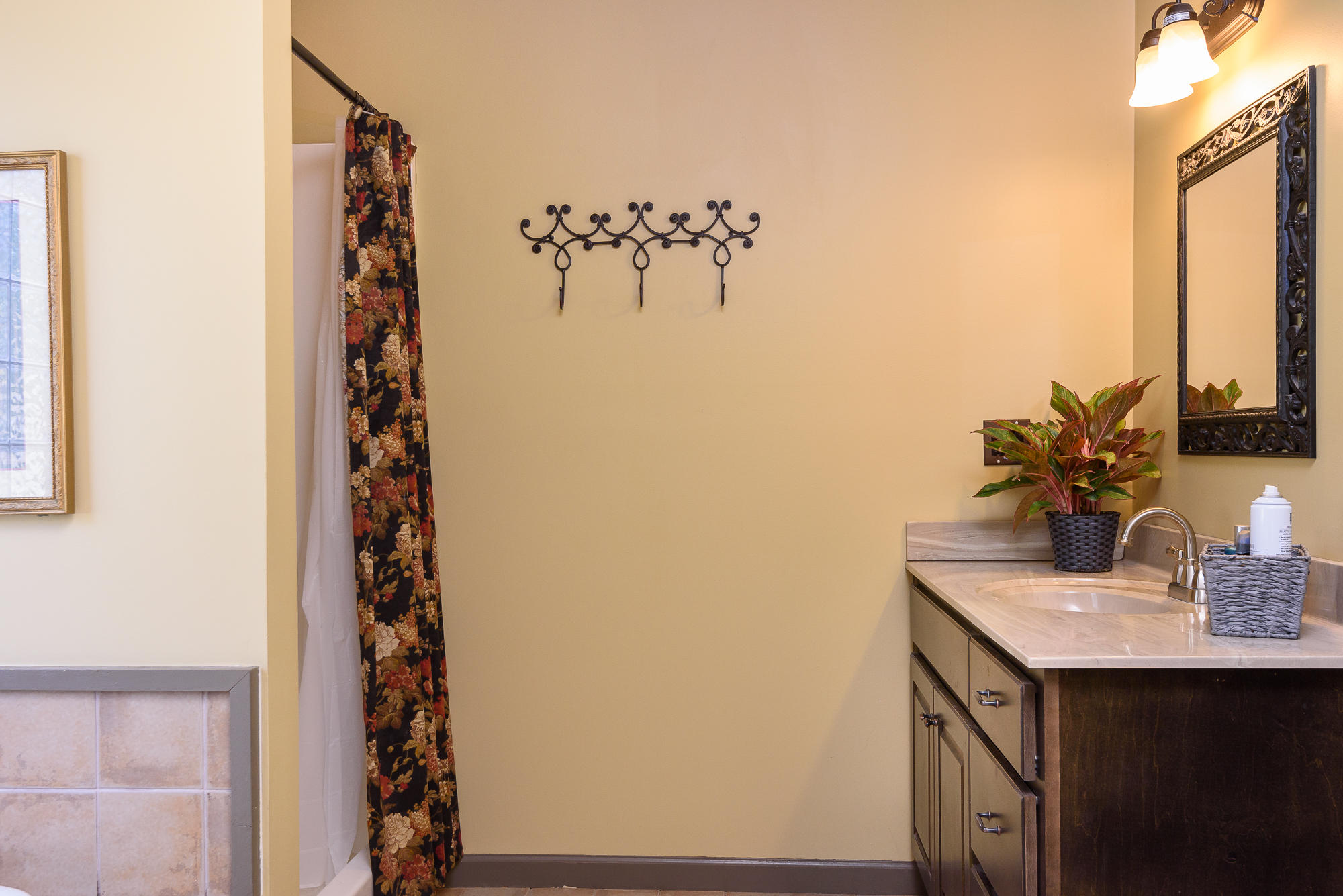 3907 Keith Valley Road Cohutta, GA 30710 - Photo 23 of 41 Master Bathroom