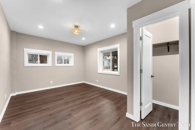 $549,900 | 300 North 7th Street, Unit 1 MAIN, Grand Haven, MI 49417