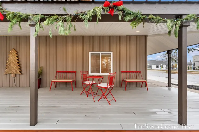 $549,900 | 300 North 7th Street, Unit 1 MAIN, Grand Haven, MI 49417