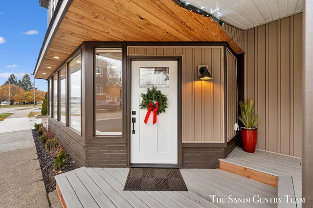 $549,900 | 300 North 7th Street, Unit 1 MAIN, Grand Haven, MI 49417