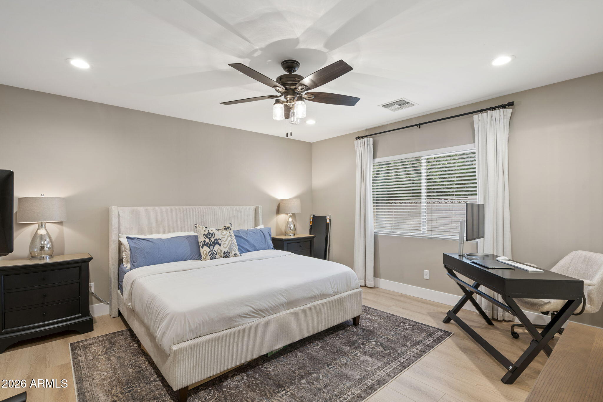 3515 East Piccadilly Road Phoenix, AZ 85018 - Photo 12 of 21 Primary Bedroom