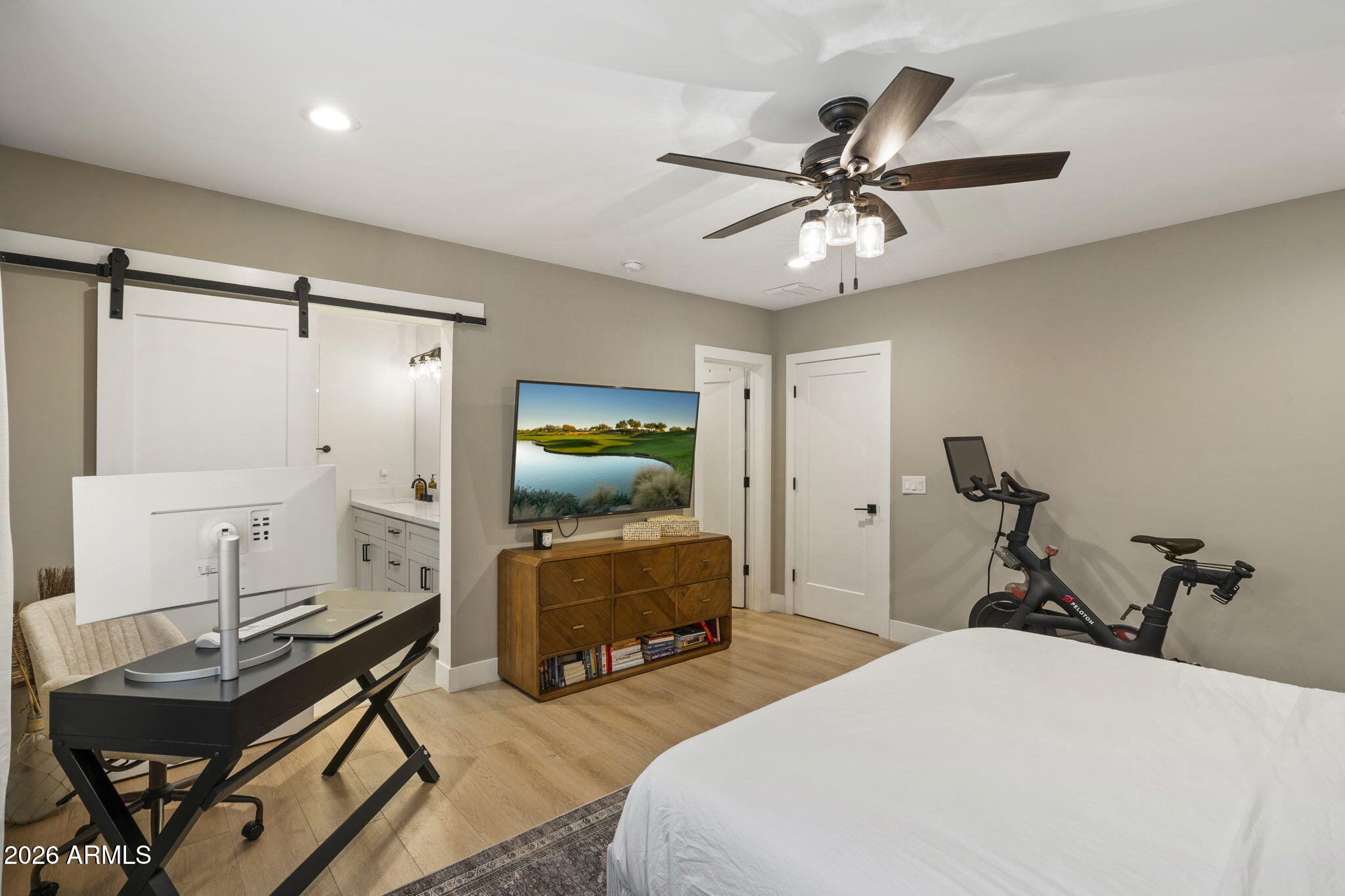 3515 East Piccadilly Road Phoenix, AZ 85018 - Photo 13 of 21 Primary Bedroom