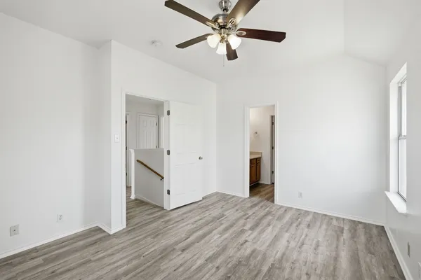 $1,645 | 2849 Southampton Way, Unit B, Round Rock, TX 78664