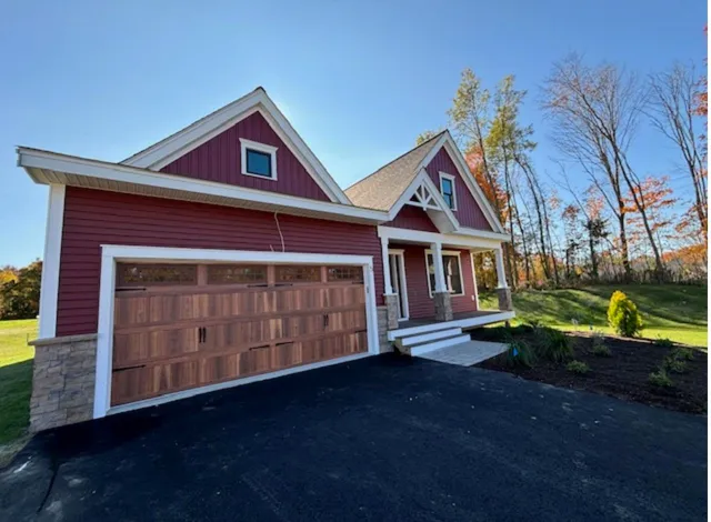 $668,618 | 21 Edgewater Drive, Brentwood, NH 03833