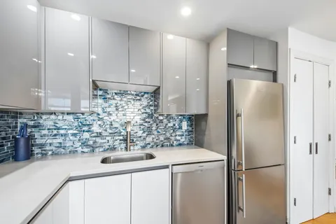 $1,250,000 | 1 Greene Street, Unit PH808, Jersey City, NJ 07302