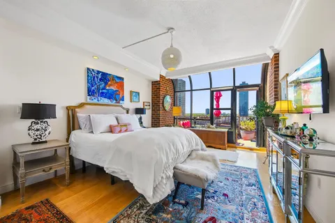 $1,250,000 | 1 Greene Street, Unit PH808, Jersey City, NJ 07302