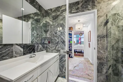 $1,250,000 | 1 Greene Street, Unit PH808, Jersey City, NJ 07302