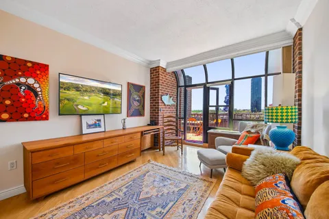 $1,250,000 | 1 Greene Street, Unit PH808, Jersey City, NJ 07302
