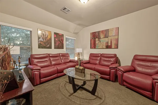 $237,900 | 13 Heritage Oaks Drive, Texas City, TX 77591