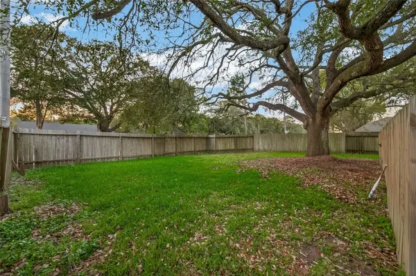 $237,900 | 13 Heritage Oaks Drive, Texas City, TX 77591