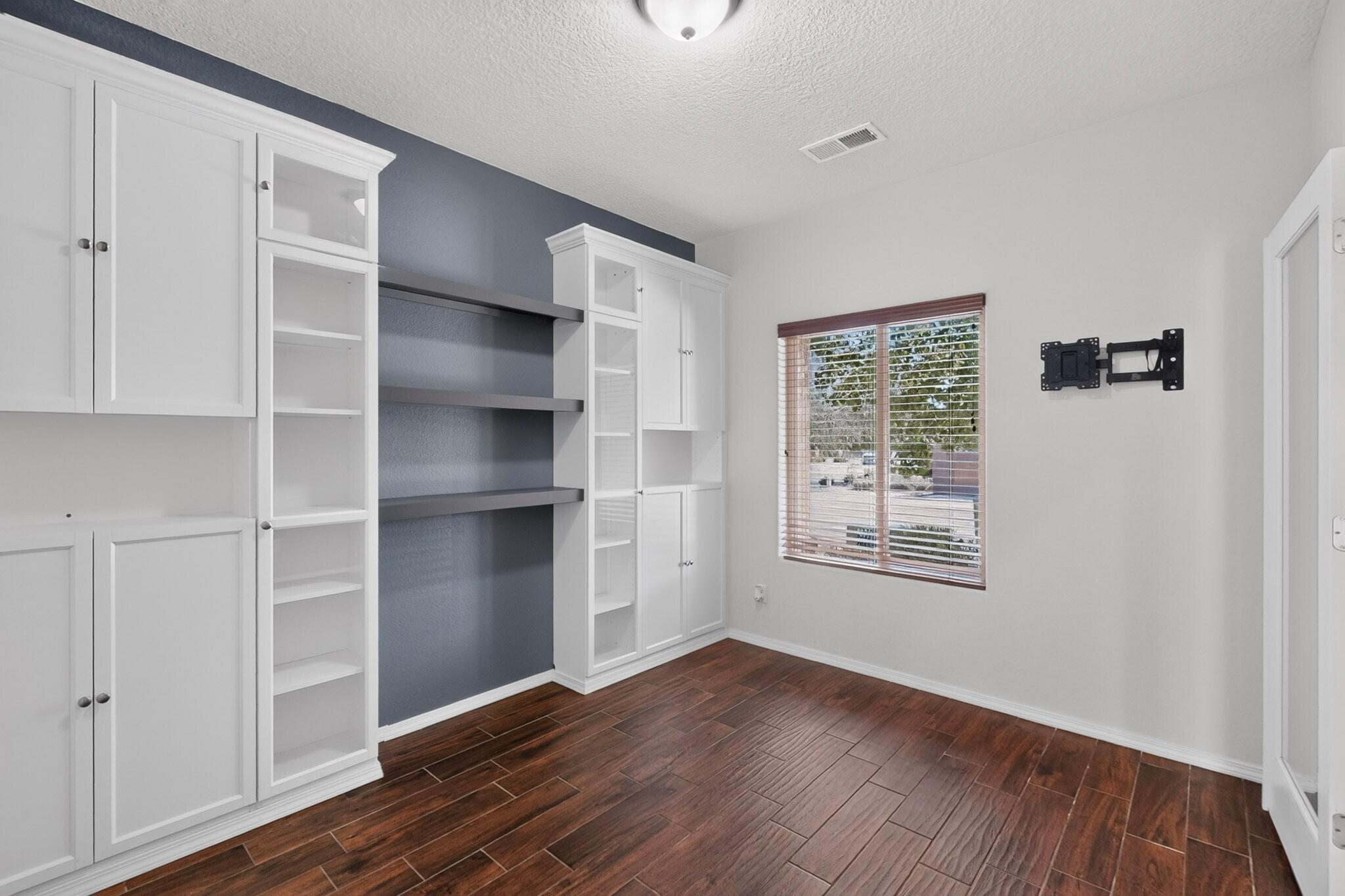5843 Fossil Road Northwest Albuquerque, NM 87114 - Photo 15 of 44 Gallery Image 15