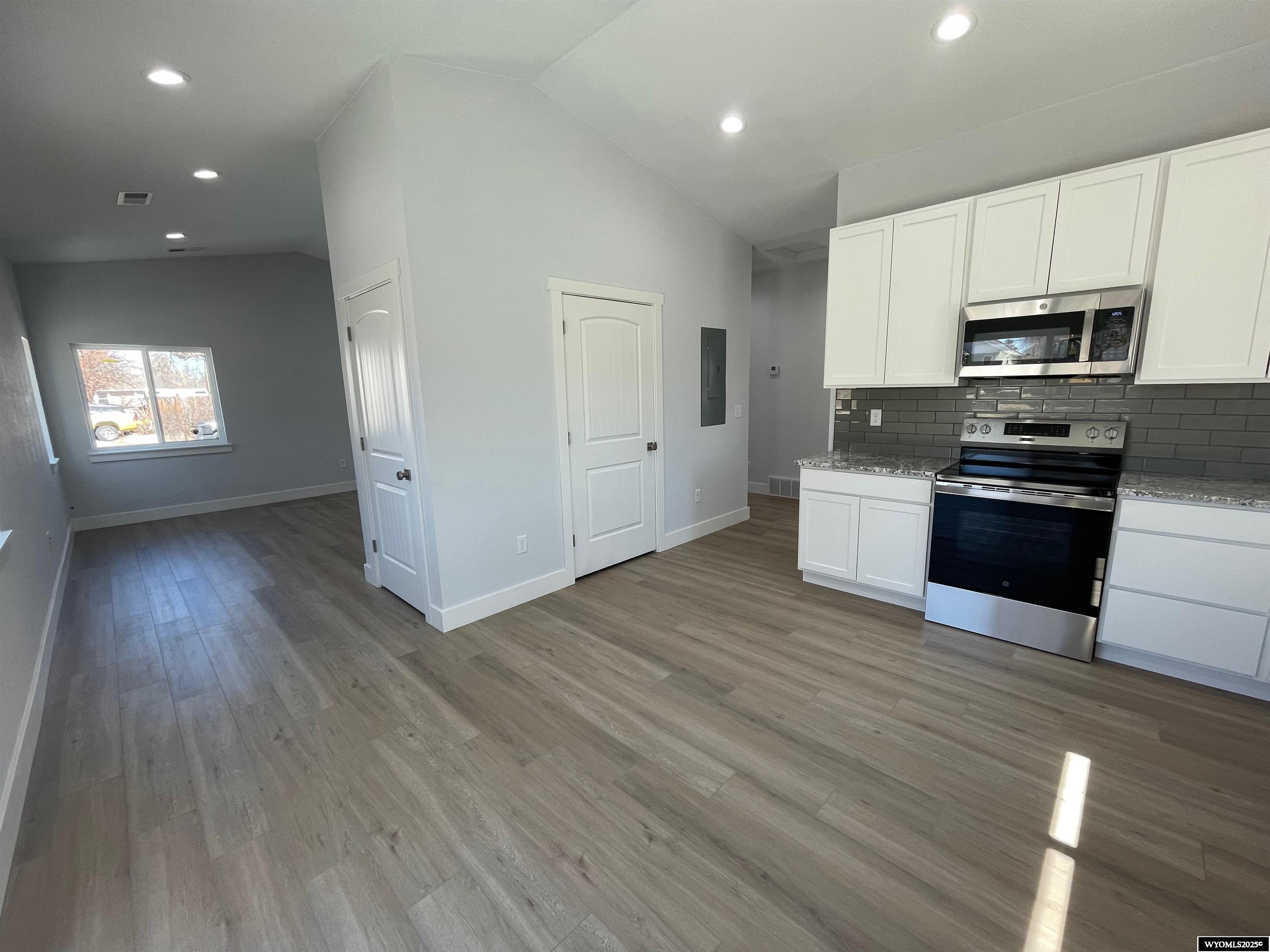 1149 Farnum Street Casper, WY 82601 - Photo 13 of 28