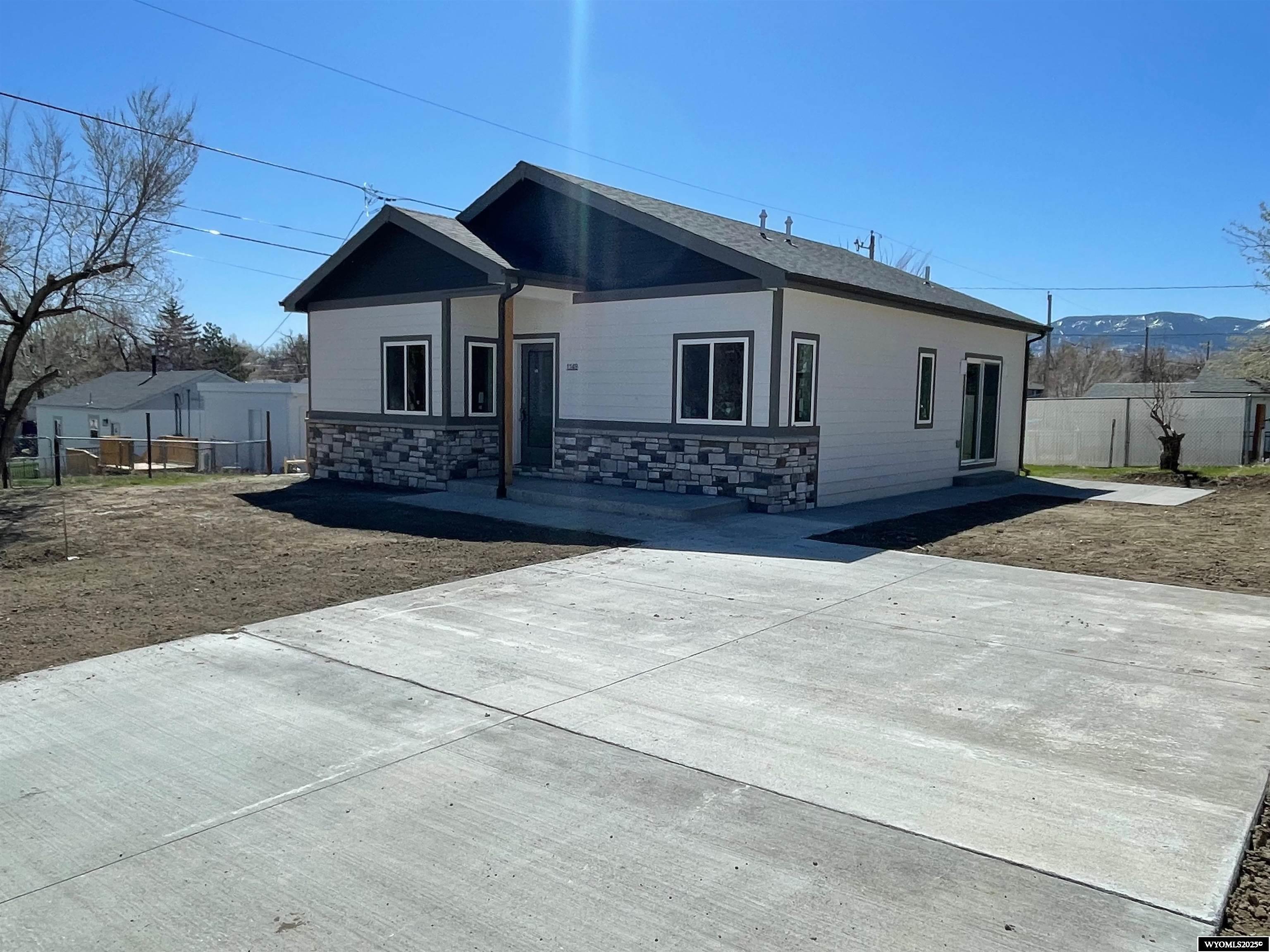 1149 Farnum Street Casper, WY 82601 - Photo 5 of 28