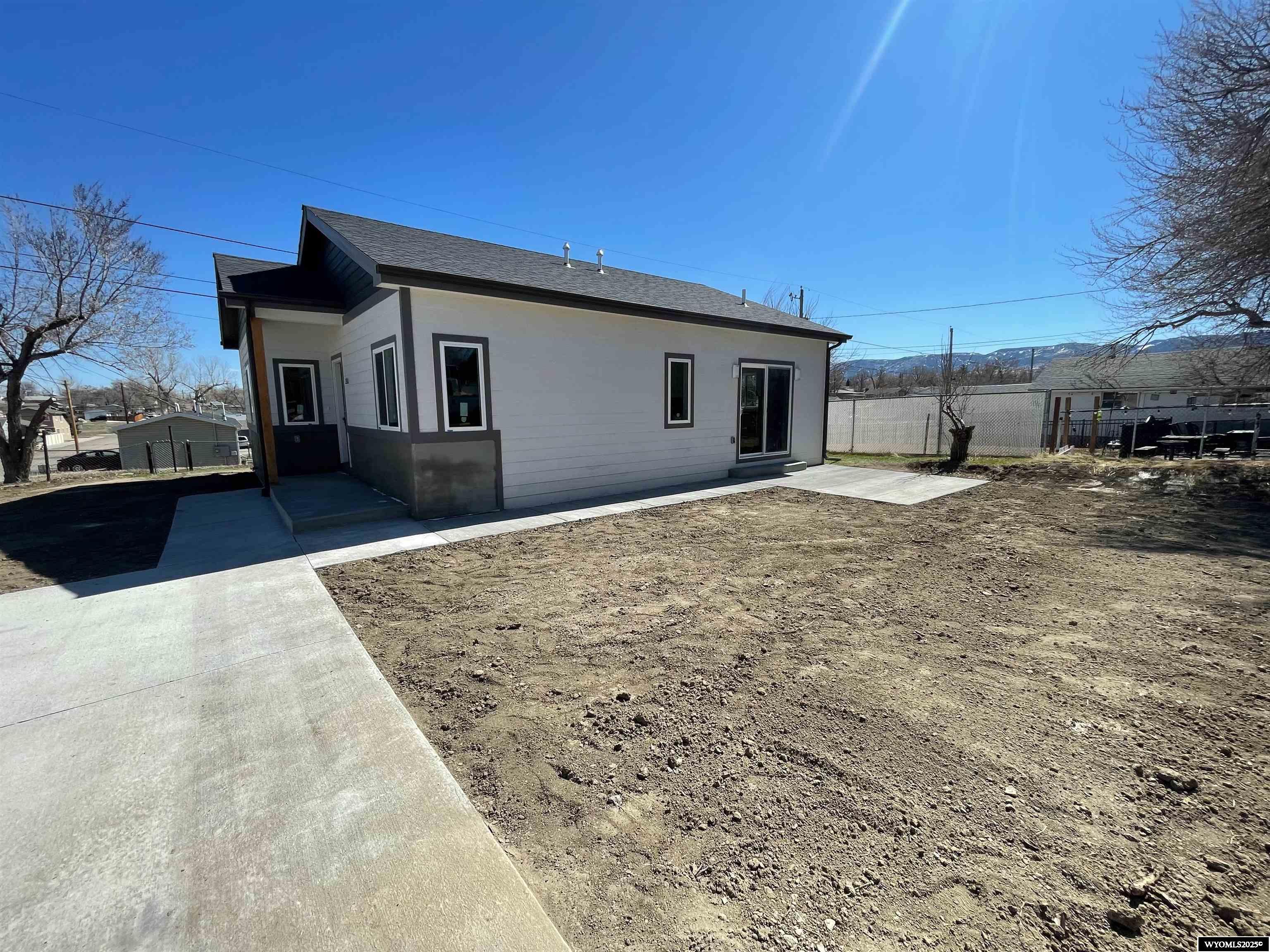 1149 Farnum Street Casper, WY 82601 - Photo 7 of 28