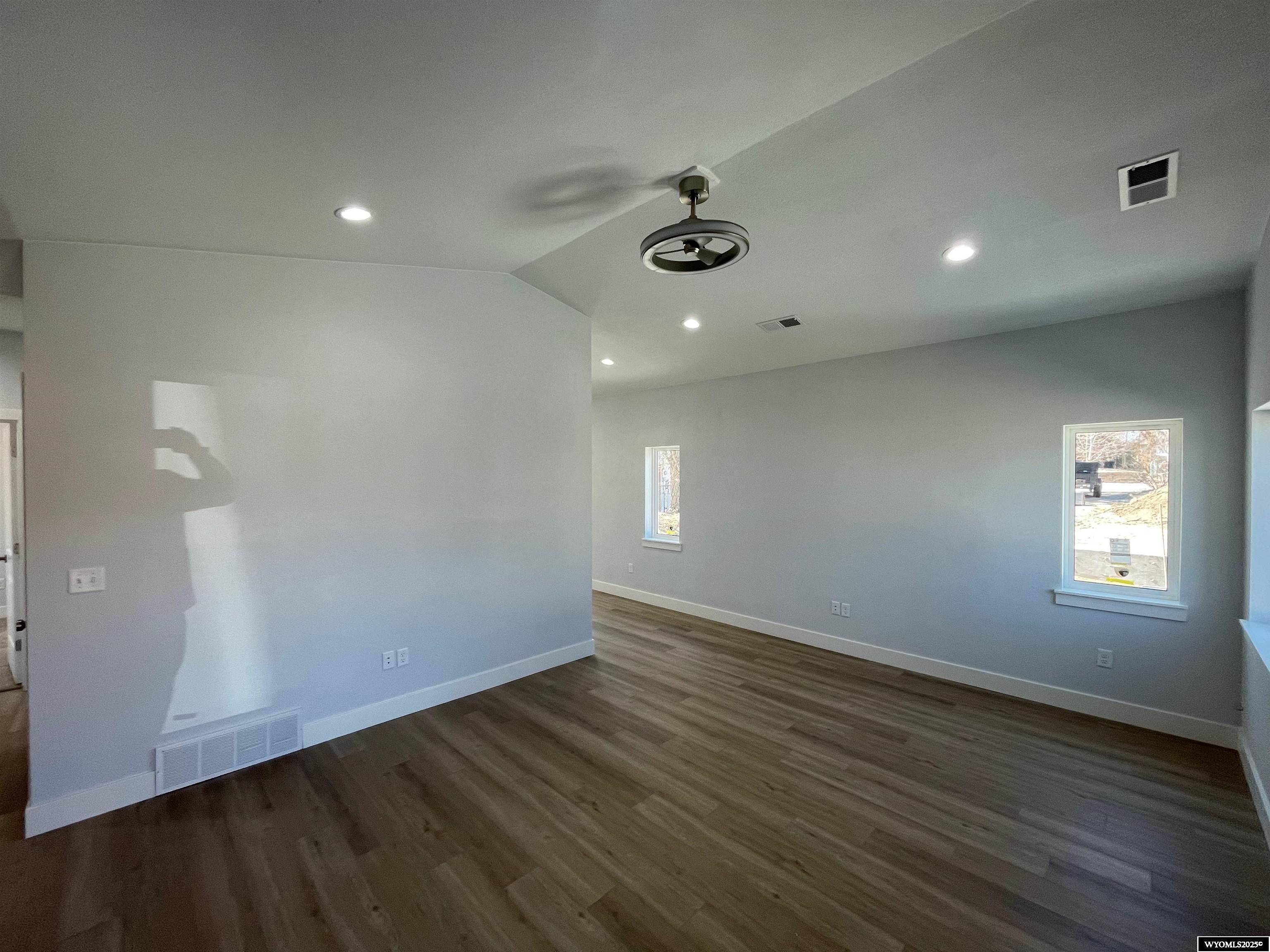 1149 Farnum Street Casper, WY 82601 - Photo 10 of 28