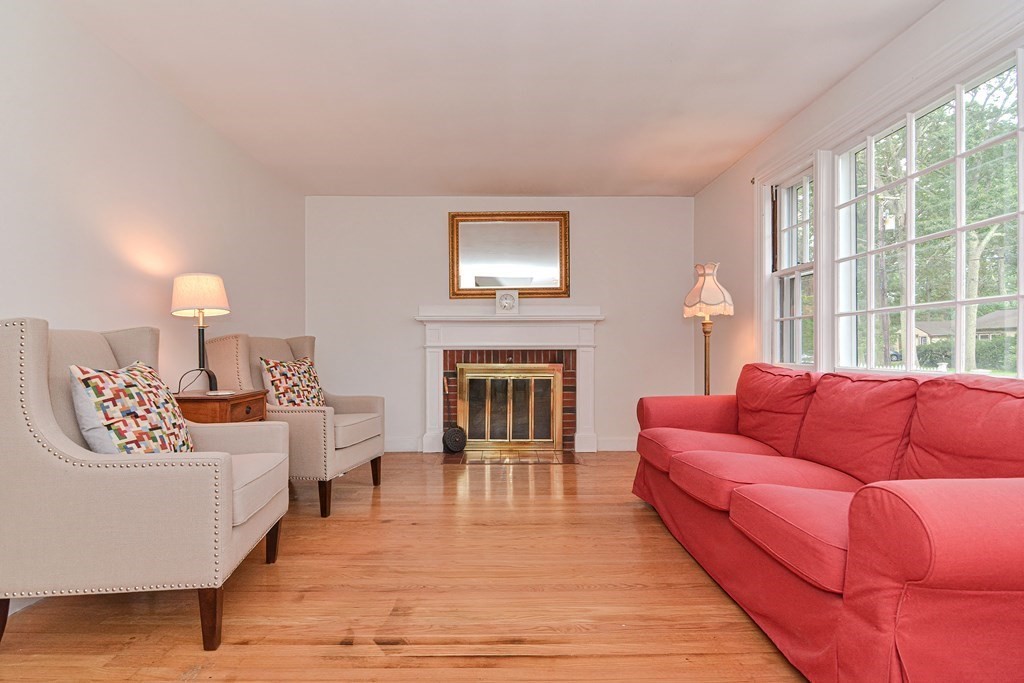 61 Hilldale Road Ashland, MA 01721 - Photo 6 of 38 Gallery Image 6