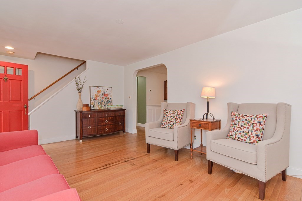 61 Hilldale Road Ashland, MA 01721 - Photo 7 of 38 Gallery Image 7