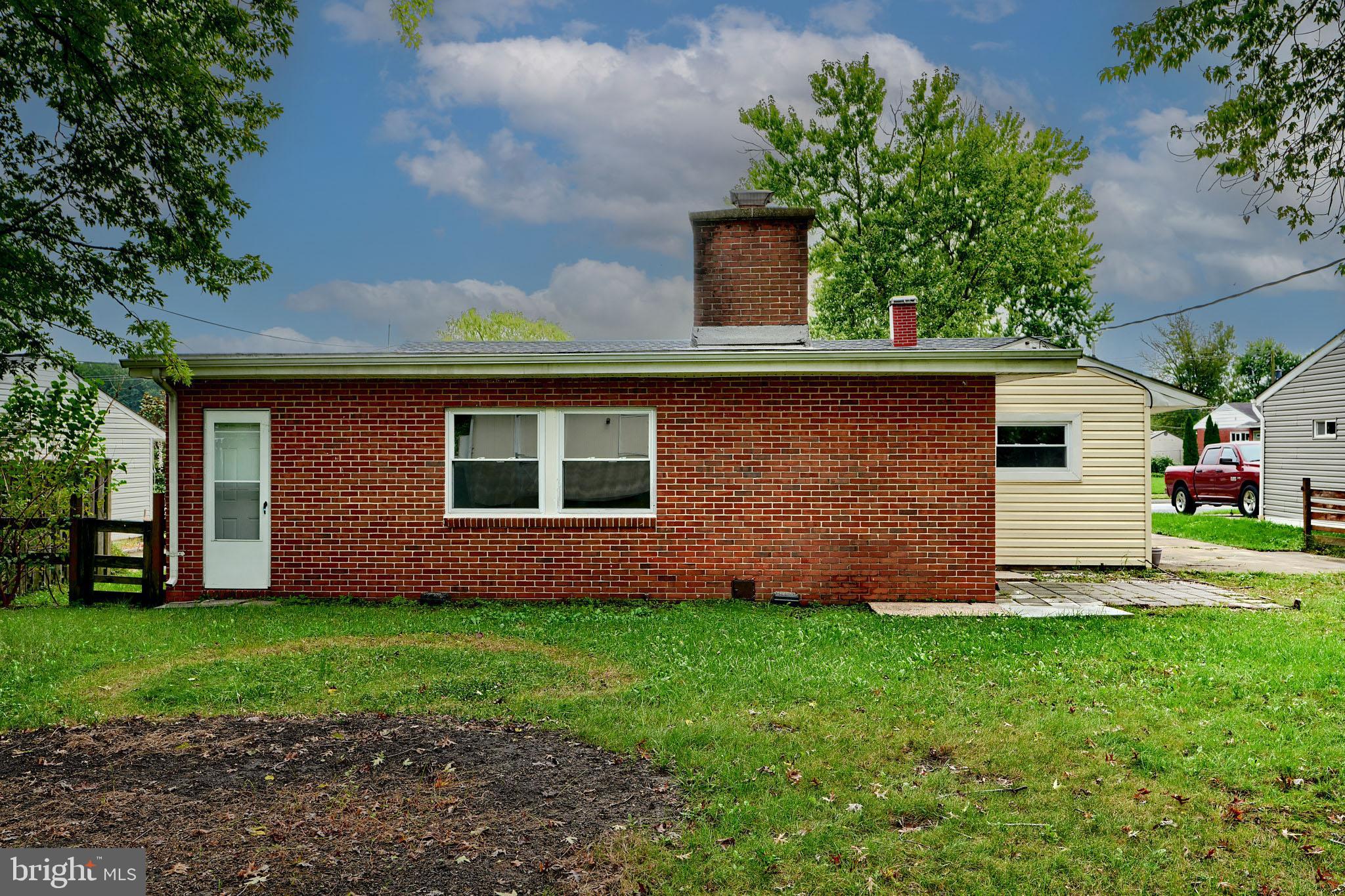 2434 Ellis Road Parkville, MD 21234 - Photo 11 of 54