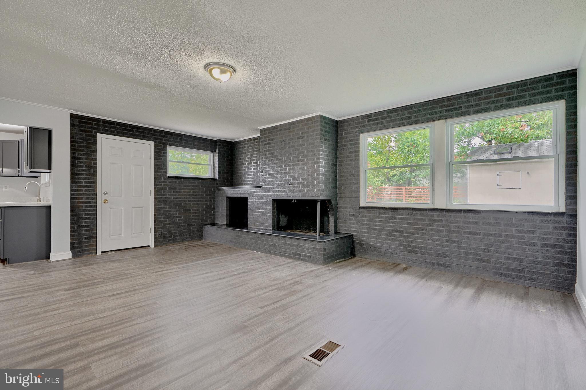 2434 Ellis Road Parkville, MD 21234 - Photo 31 of 54