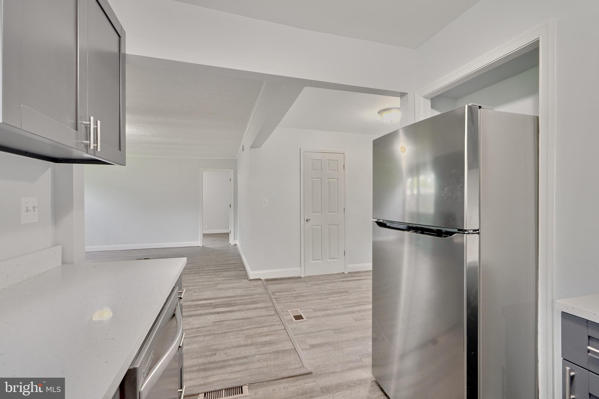 2434 Ellis Road Parkville, MD 21234 - Photo 34 of 54