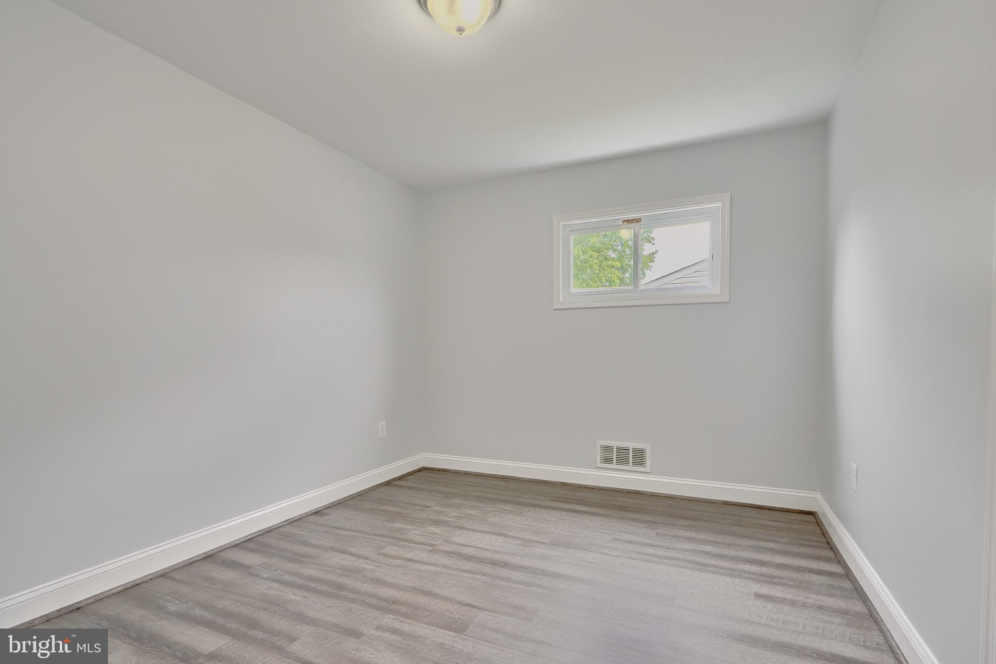 2434 Ellis Road Parkville, MD 21234 - Photo 41 of 54