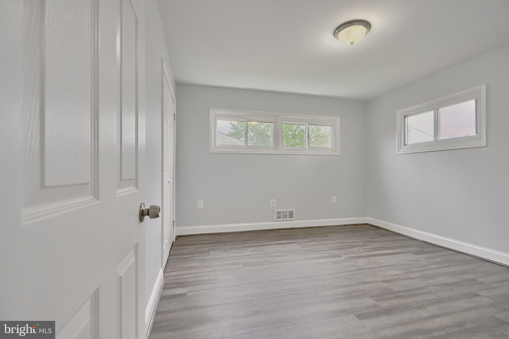 2434 Ellis Road Parkville, MD 21234 - Photo 44 of 54