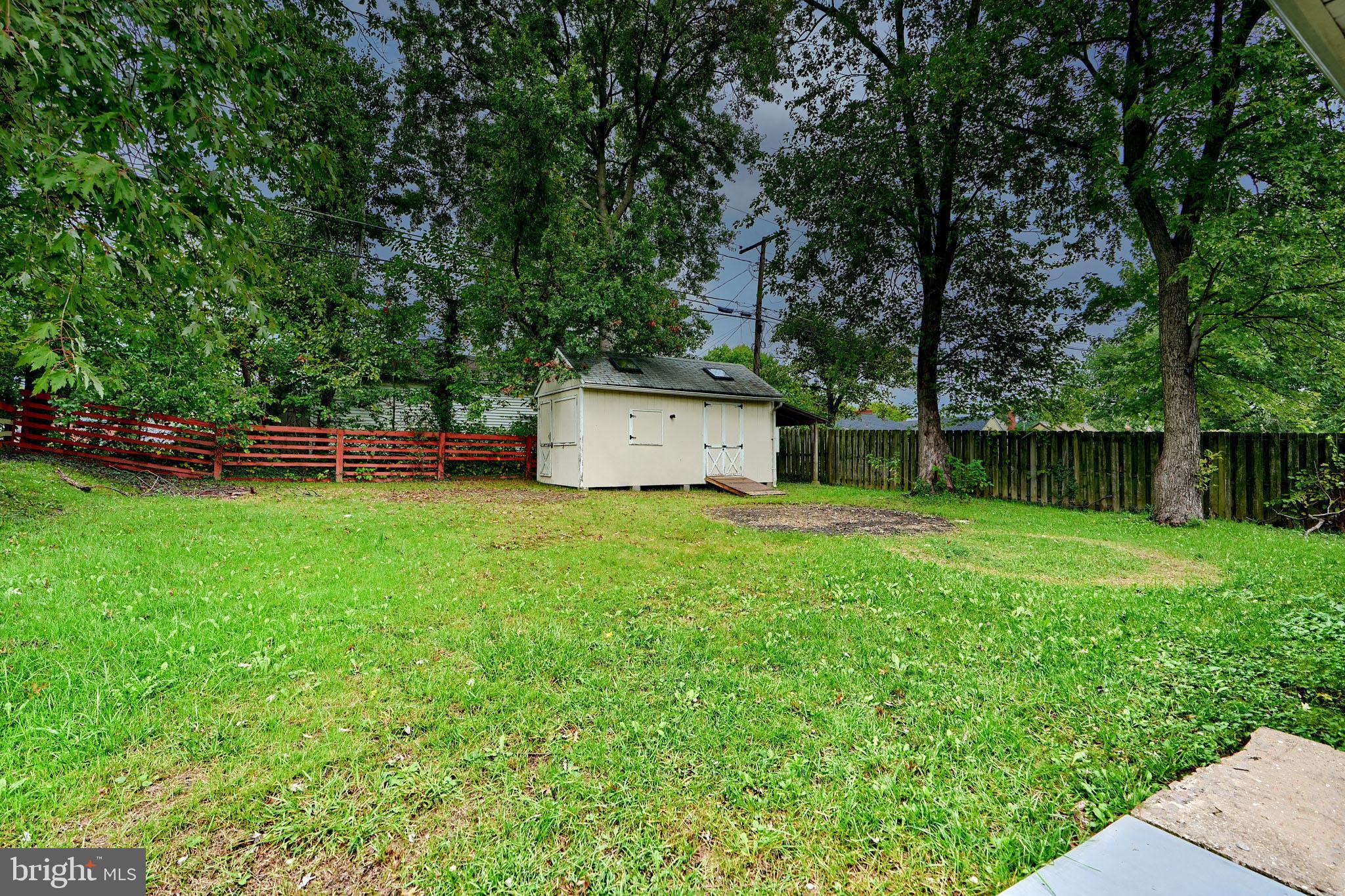 2434 Ellis Road Parkville, MD 21234 - Photo 7 of 54