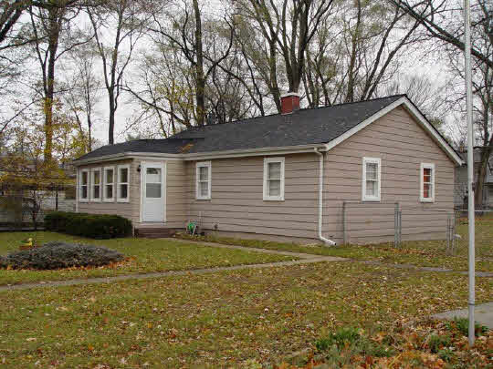 2138 Forest View Road Rockford, IL 61108 - Photo 1 of 6 Gallery Image 1