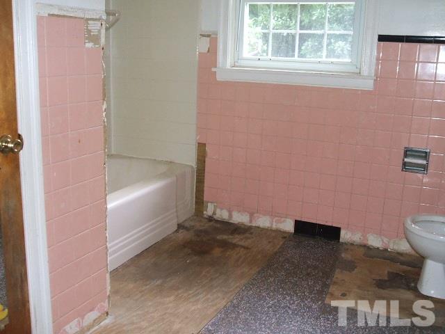 2724 Duke Homestead Road Durham, NC 27705 - Photo 7 of 11 Gallery Image 7