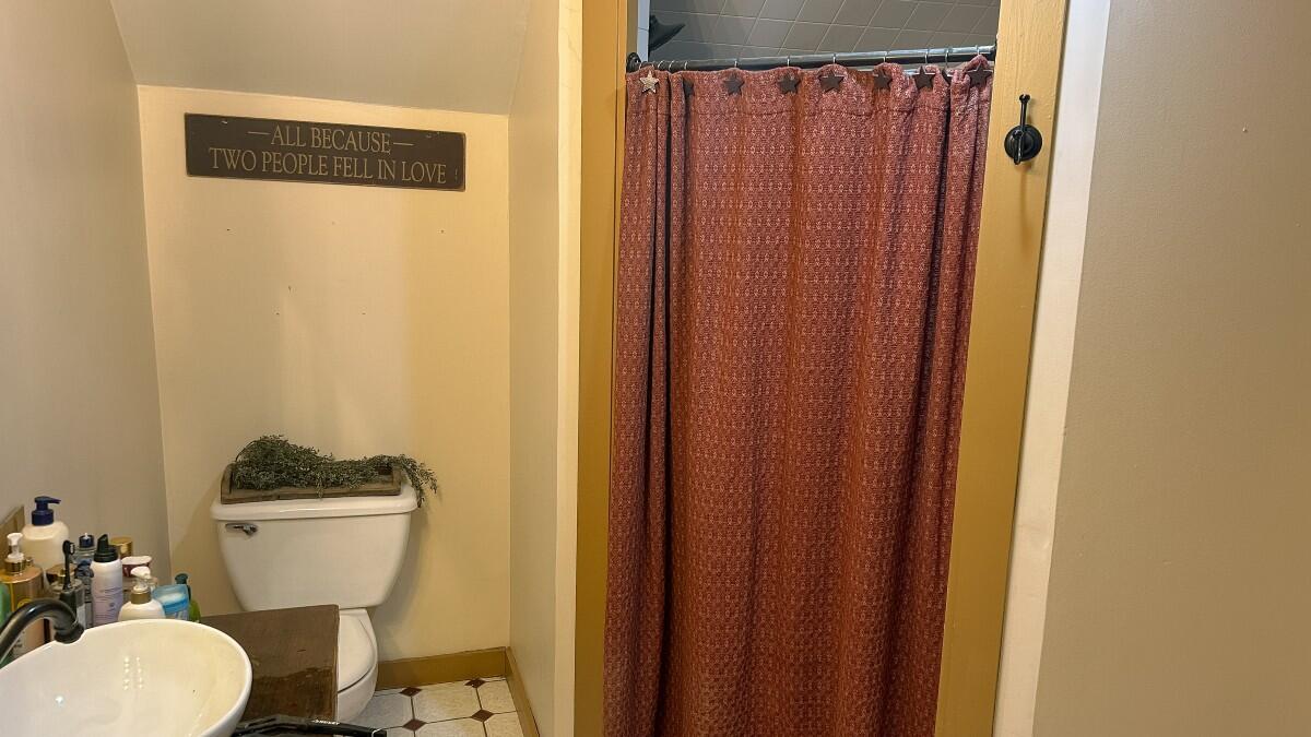 13 Colonial Street Waterville, ME 04901 - Photo 17 of 25 2nd Floor Bathroom