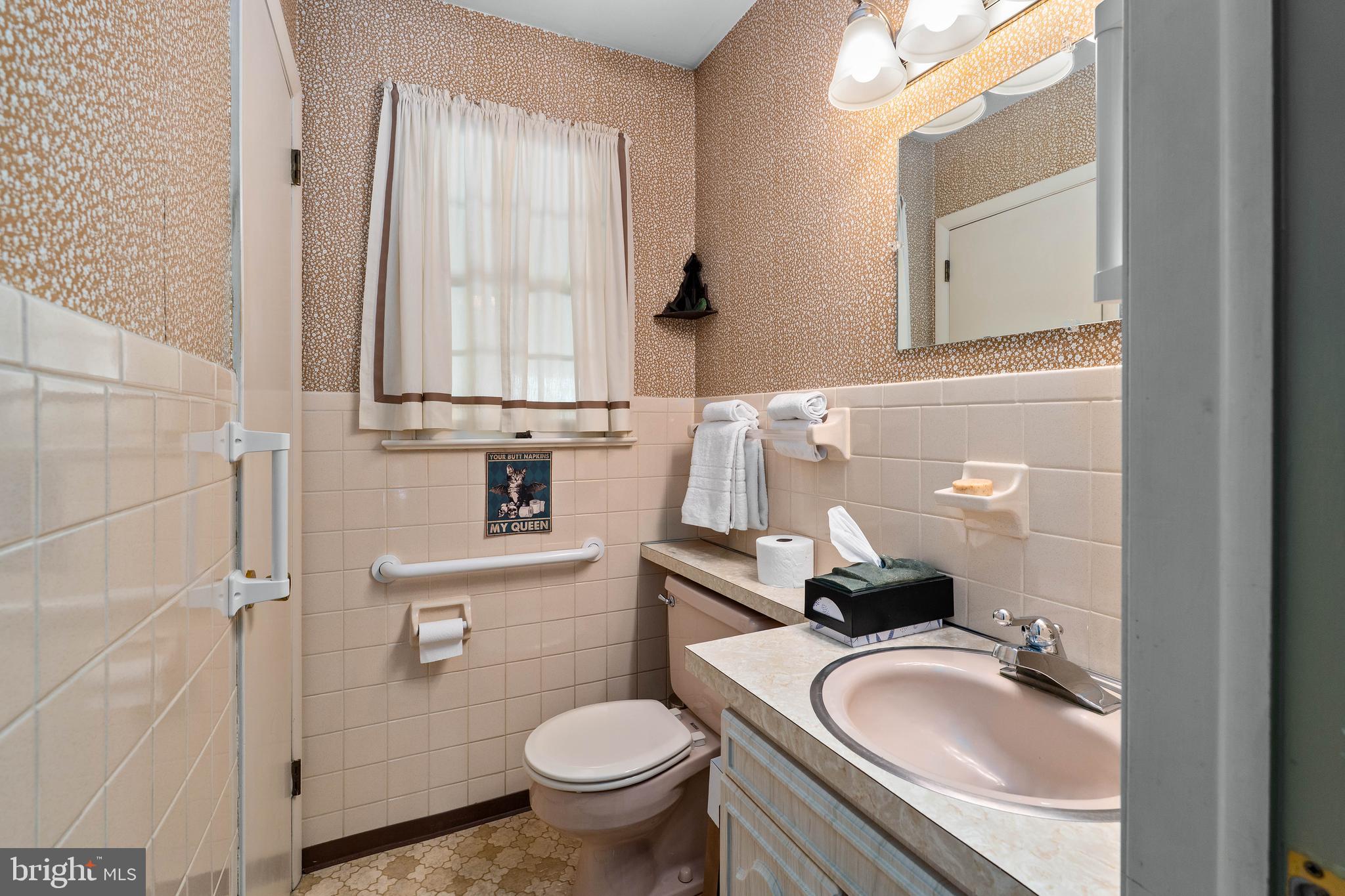 212 Friendship Road Elkton, MD 21921 - Photo 23 of 29 Half bath on main level