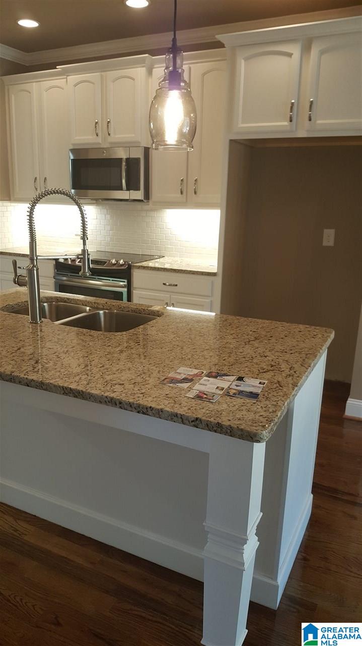 540 Creek Ridge Drive Riverside, AL 35135 - Photo 3 of 42