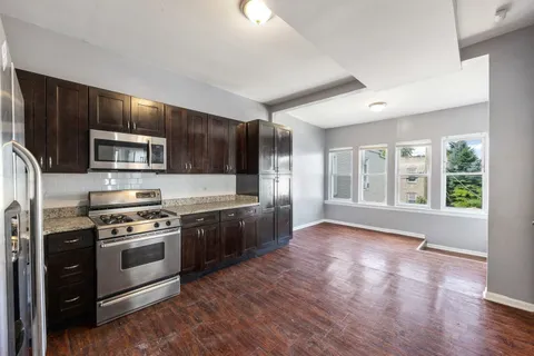 $620,000 | 2302 North Hamlin Avenue, Chicago, IL 60647