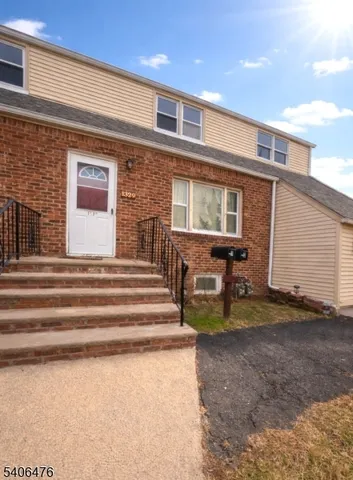 $2,600 | 1329 Glendale Place, Union, NJ 07083